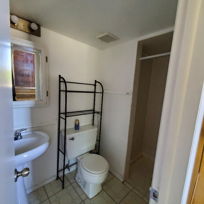 Photo - 3135 Vickers Dr