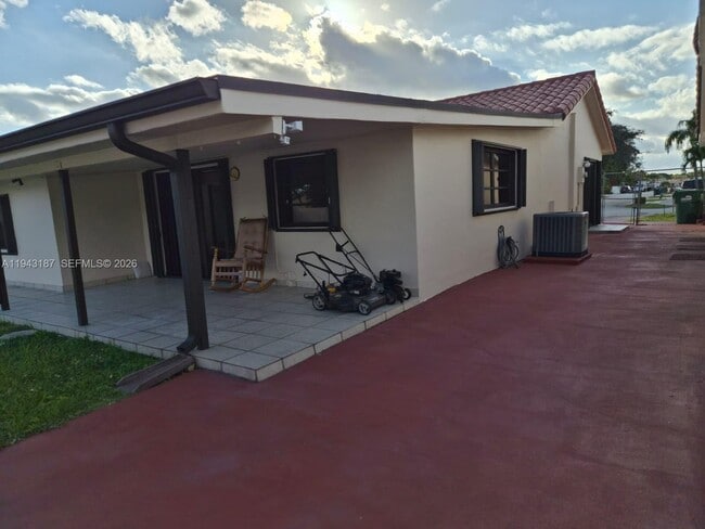 Photo - 1453 SW 137th Pl