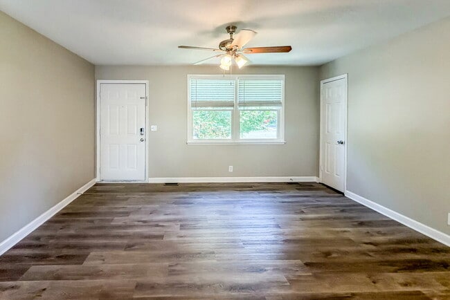 Photo - 4983 Karen Ray Dr