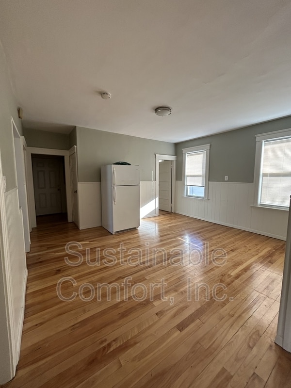 Photo - 18 Plantation St