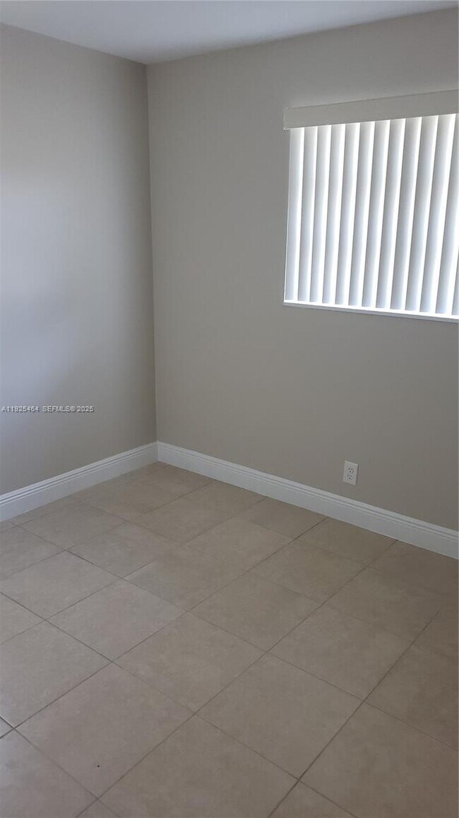 Photo - 18815 SW 113th Ct Unit 18815