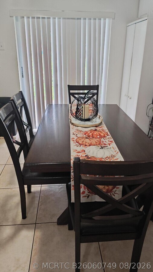 Photo - 2023 SW 29th Ave Unit 2