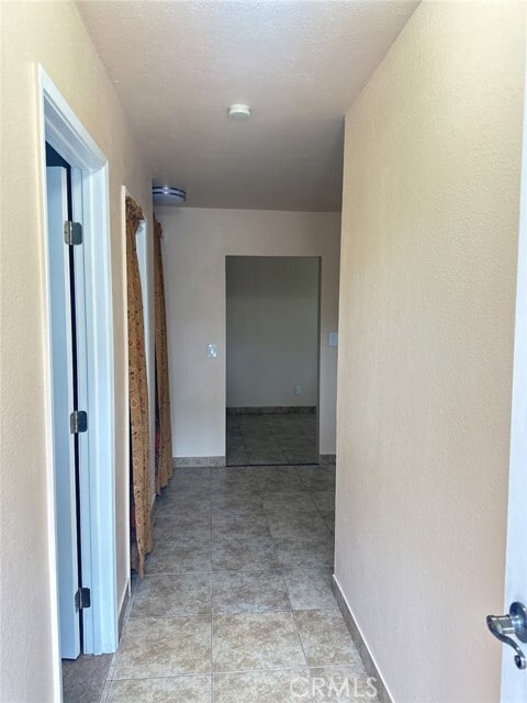 4956 Corral Cir