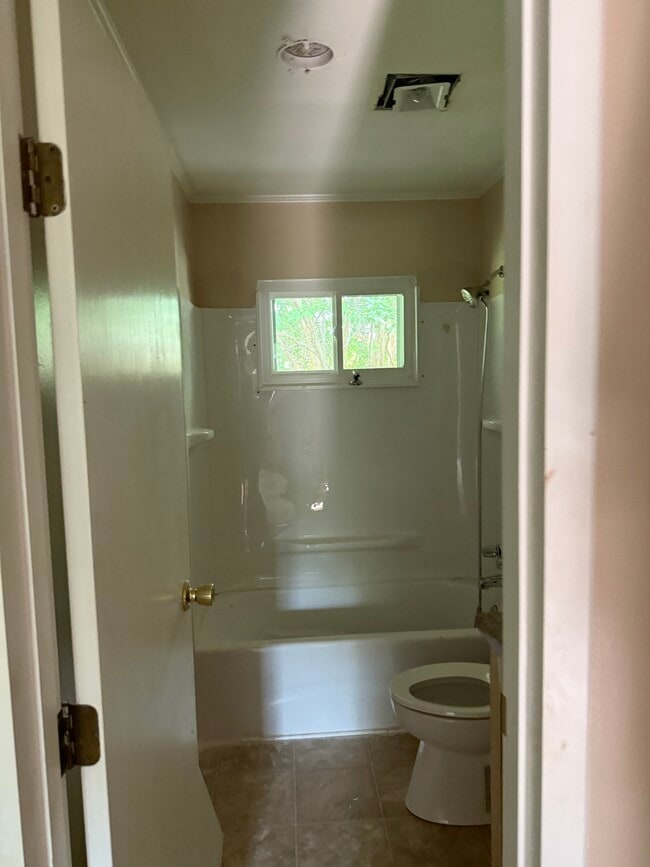 Photo - 4704 Palm Tree Ln