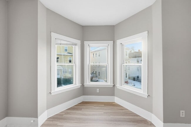 Photo - 47 Fox St Unit 2