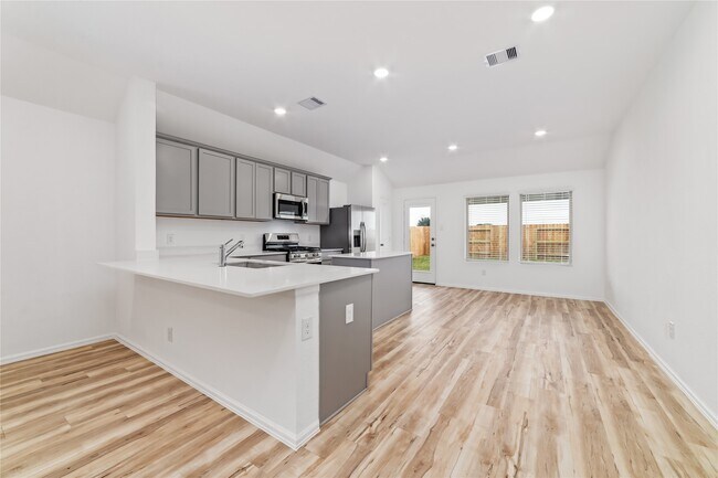 Photo - 5315 Sleepy Fox Ln