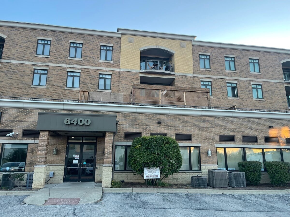 Photo - 6400 N Northwest Hwy Unidad 305 Rental