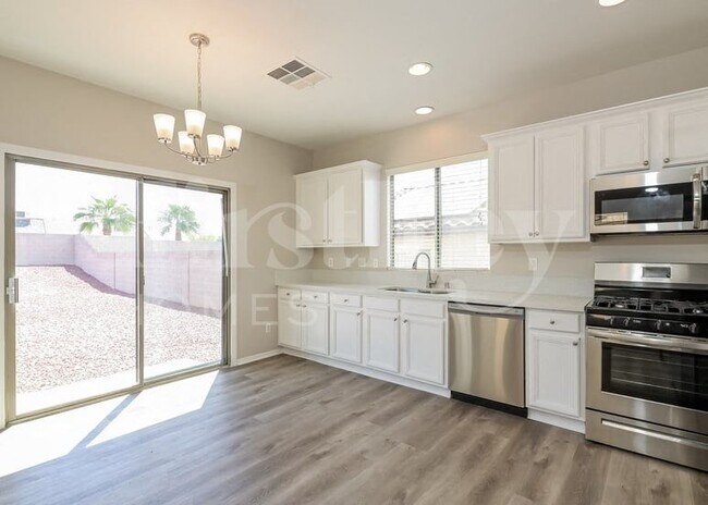 Photo - 6417 Strongbow Dr