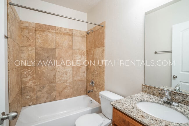 Photo - 698 1600 S Unit B