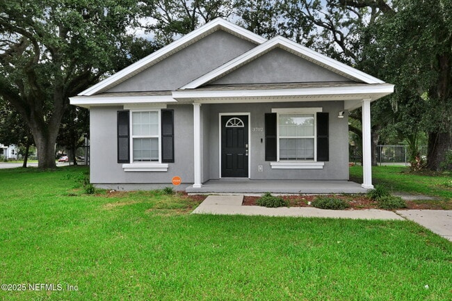 Photo - 3702 Wood Creek Ln