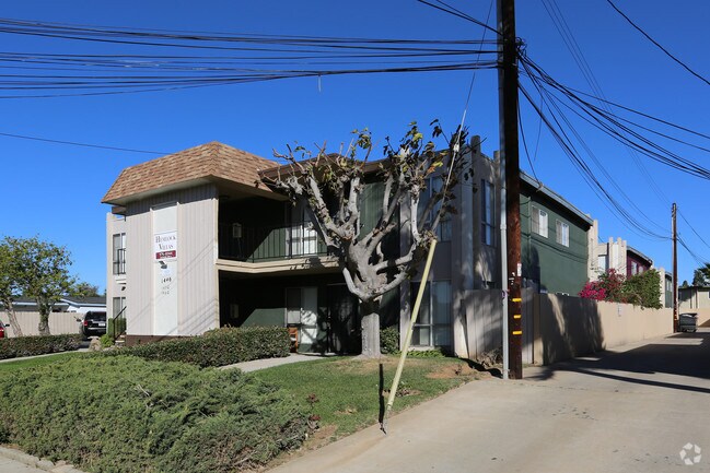 Photo - Hemlock Villas