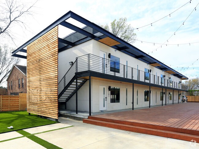 Photo - Bryan Street Apartments