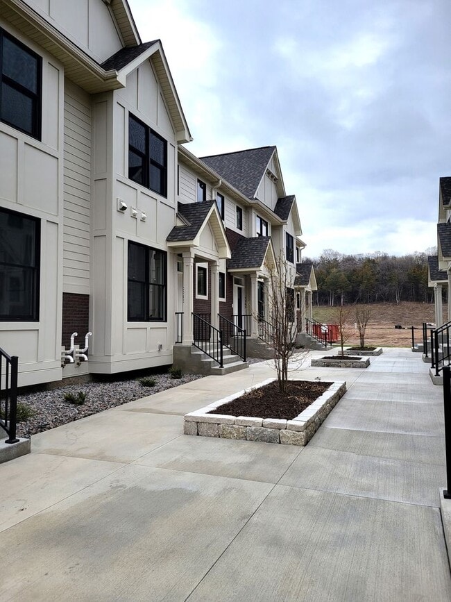 Photo - Executive Luxury Rentals