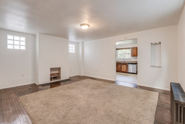 Photo - 606 Chess St