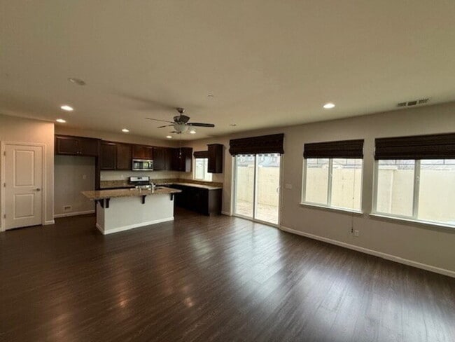 Photo - 1275 Dartmouth Cir