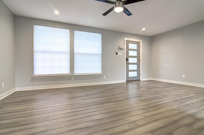 Photo - 1311 Westmoor Dr