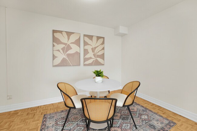 Photo - RENOVATED 1 Bed 1 Bath in PRIME ETOBICOKE ... Unit 1 BD