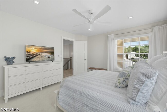 Photo - 360 Carlton Pl Unidad 11