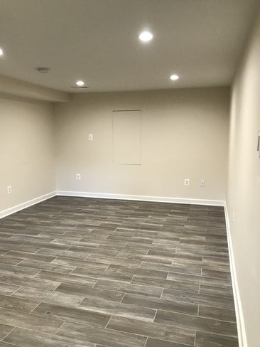 Photo - 2909 Tremont Ave