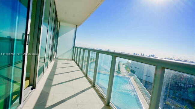 Photo - 888 Biscayne Blvd Unidad 1603