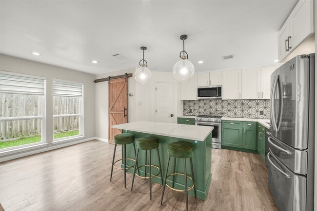 Photo - 12111 Whittington Dr