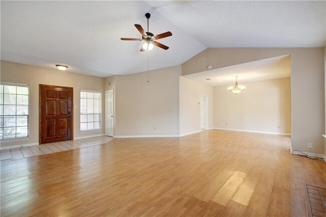 Photo - 1713 Woodwind Ln