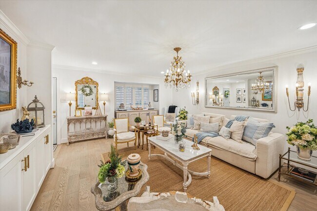 Photo - 5822 Doliver Dr Unit 57