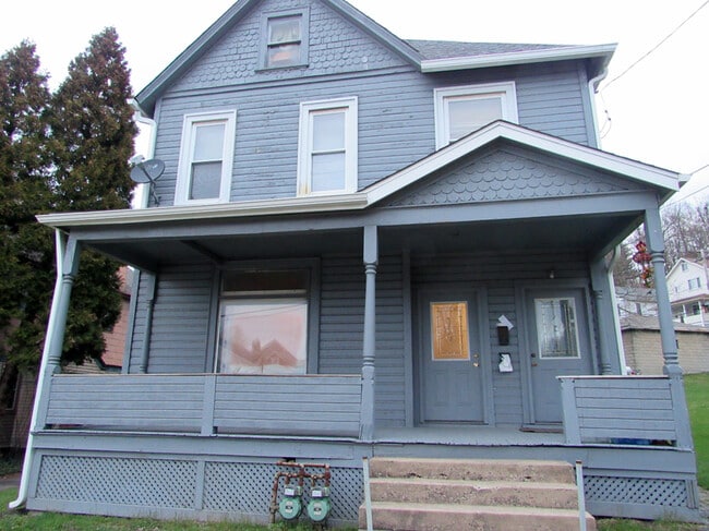 Photo - 529 Chestnut St Unit First Floor