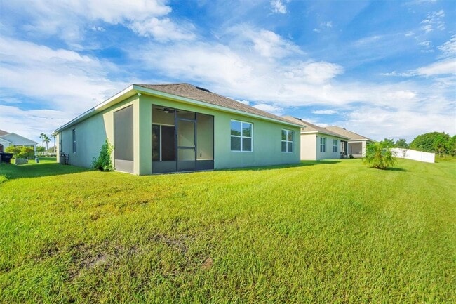 Trasero - 1022 Preserve Dr