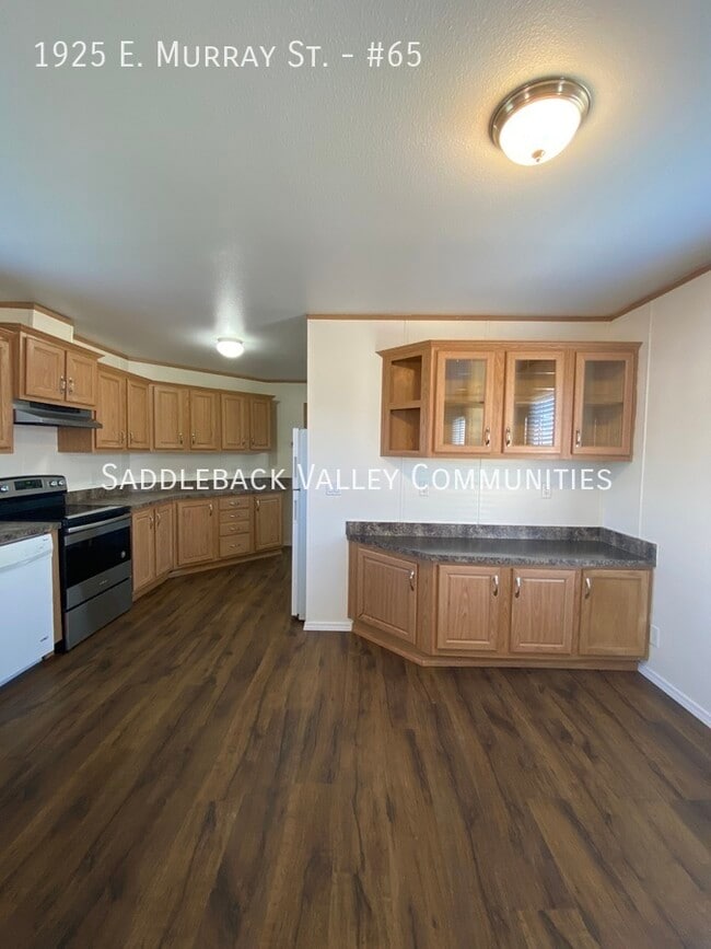 Photo - 1925 E Murray St