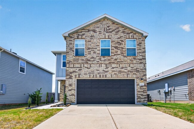 Photo - 654 Amesbury Rd