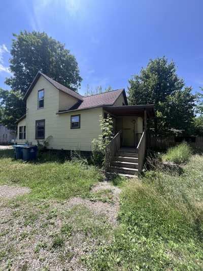 Photo - 636 Florence St