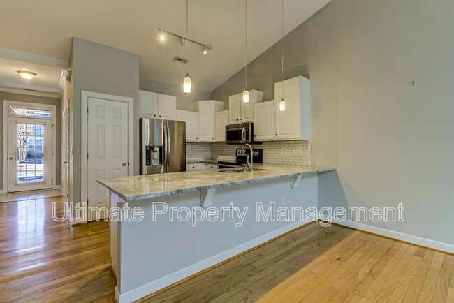 Photo - 5006 Carleton Dr Unidad #104