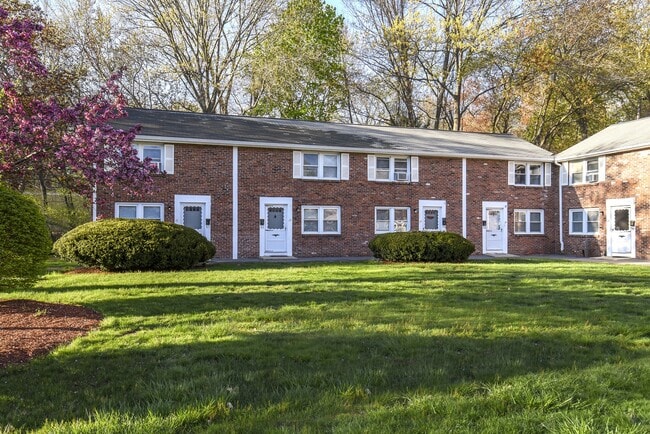 Oak Street Apartments