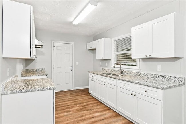Photo - 1598 San Gabriel Ave