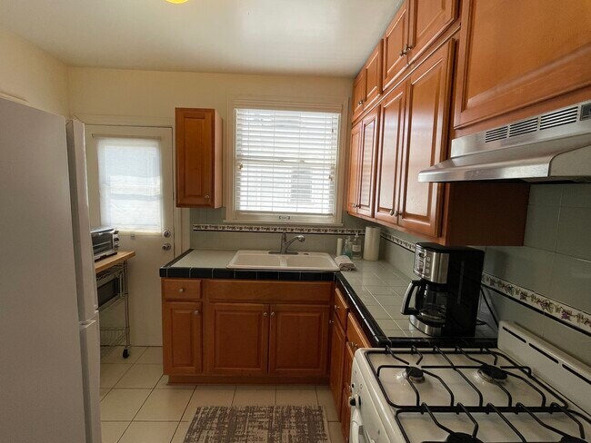 Kitchen - 10785 Wilkins Ave Apartment Unit 10785 Wilkins