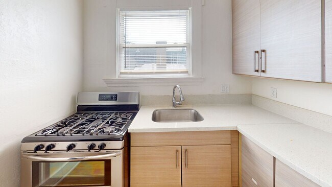 Photo - 3250 Martin Luther King Jr Way Unidad 3252