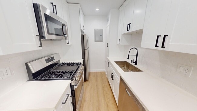 Photo - Welcome Home || Newly Upgraded WeHo Apt || FREE RENT!