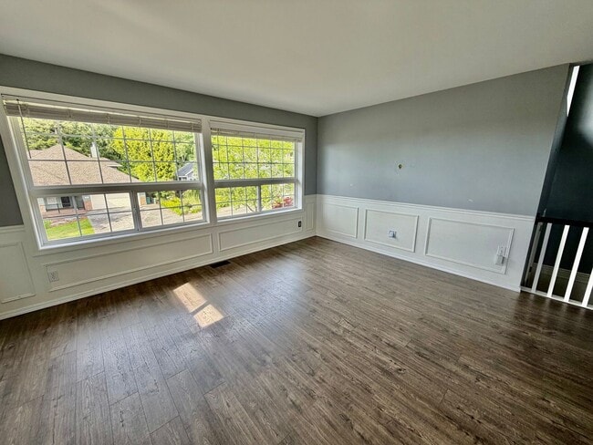 Photo - Stunning Elliott Pointe View Home in the Heart of Mukilteo