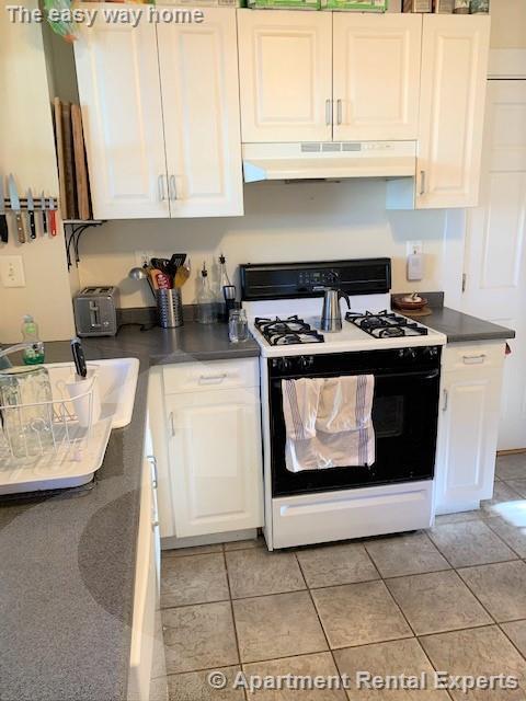 Building Photo - 68 Alpine St Unit #1