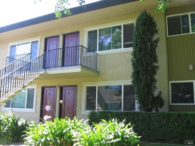 Building Photo - 2060 Wilkins Ave Unit 22 Rental