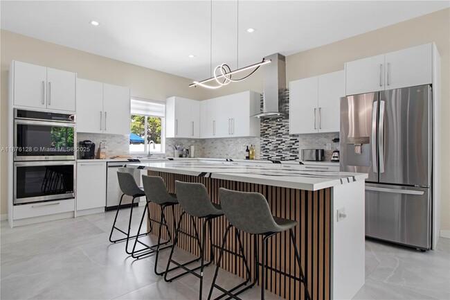 Photo - 14840 NE 8th Ave