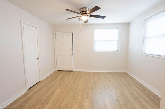 Photo - 504 Beacon Rd