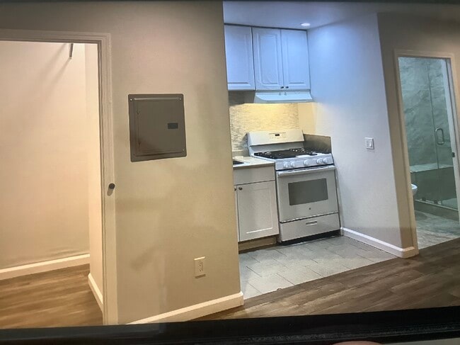 12412 Oxnard St Unit ADU