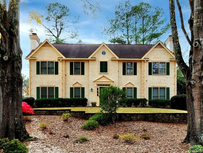 Building Photo - 8950 Carroll Manor Dr