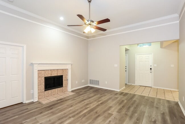 Photo - 5628 Indian Hill Dr