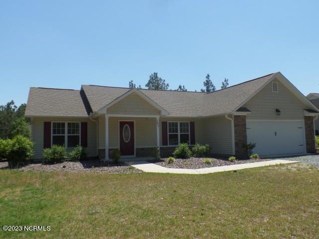101 Rustic Dr  