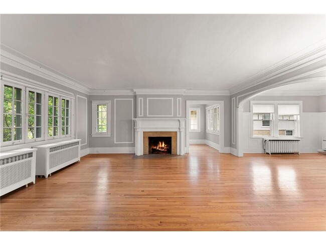 Photo - 1501 Summit Ave