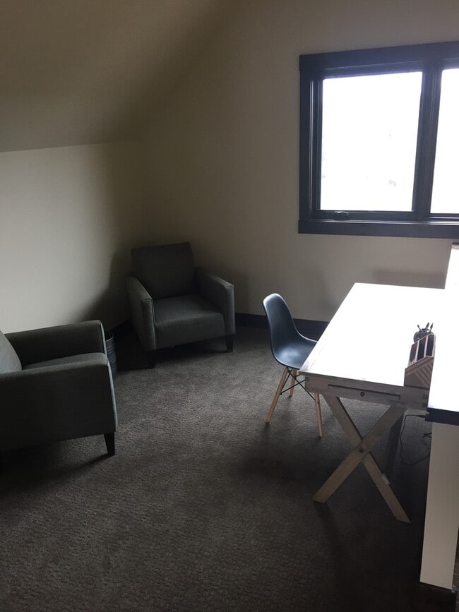 Photo - Beautiful Home Available in Tetherow!!!