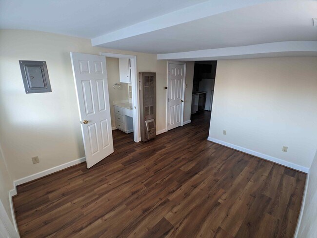 Photo - 1612 Alexandria Dr Unit 8